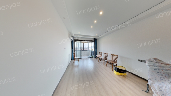 梁丰花园（花园浜南村）二手房实景图