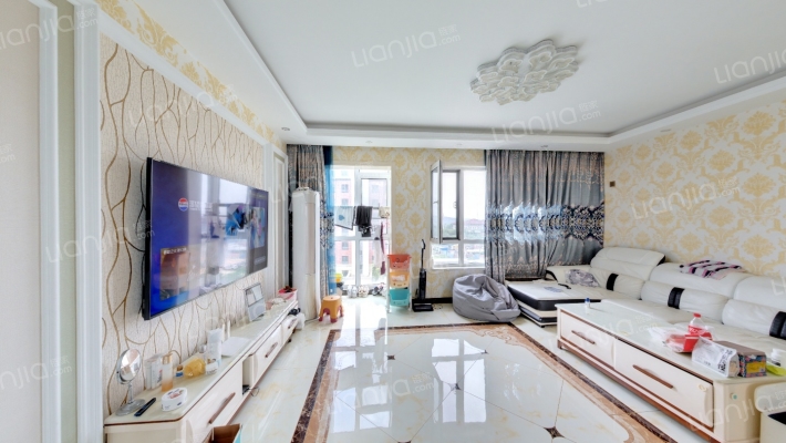 亿达第一郡三期二手房实景图