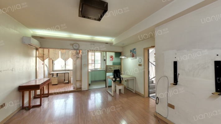 下吕浦八区尊荣组团二手房实景图