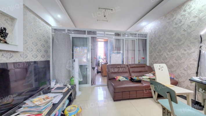 阳光华庭二手房实景图