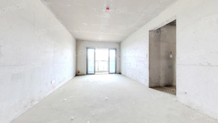 碧桂园翡翠湾二手房实景图