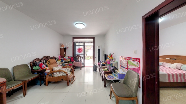 億和家园二手房实景图