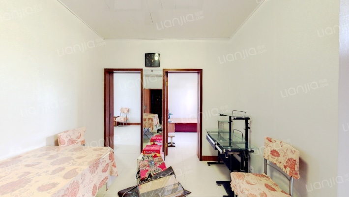 太原大学宿舍区二手房实景图