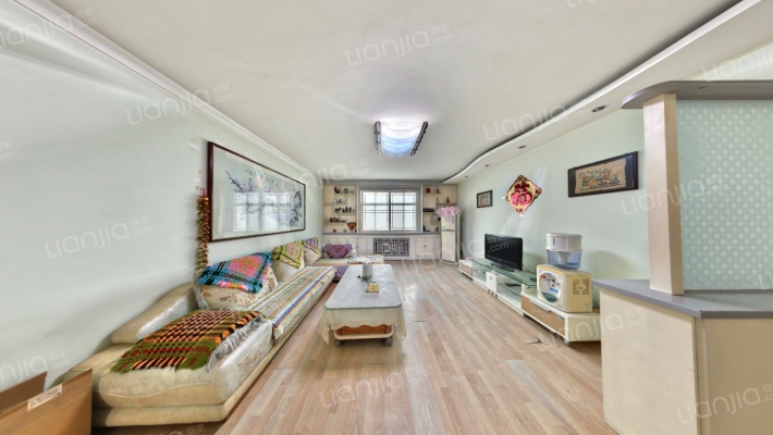 广场小区二手房实景图