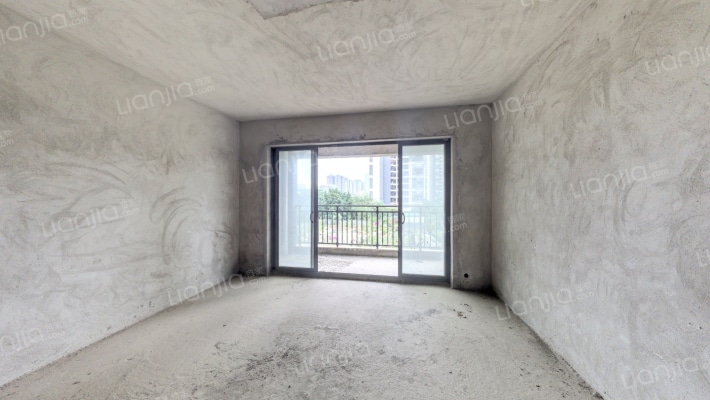万豪水晶湾二期二手房实景图