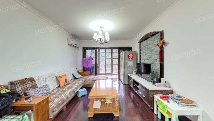 海莲山庄二手房实景图