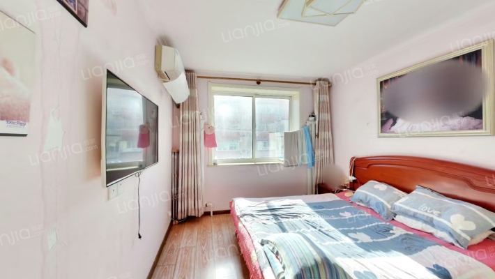 晓春社区二手房实景图