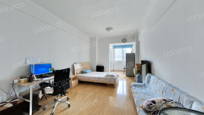 珞珈山大厦二手房实景图