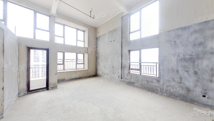 绿地缤纷城二手房实景图