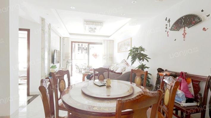 湖滨花园1期二手房实景图