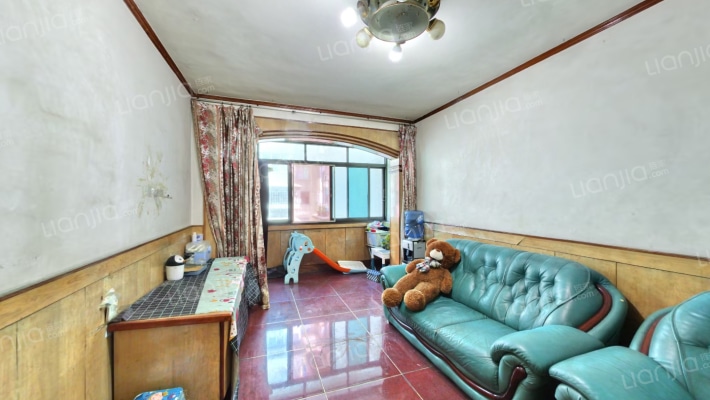 花溪大道北段194号二手房实景图