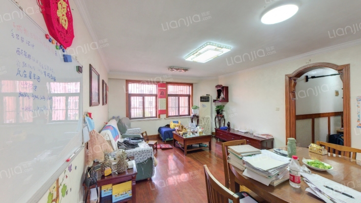 莲花公寓(浦东)二手房实景图