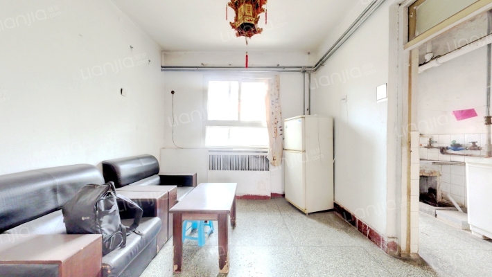 商业银行宿舍二手房实景图