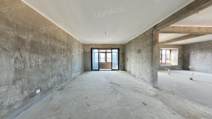 中南·樾府二手房实景图