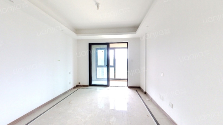 经发龙湖雲峰原著二手房实景图