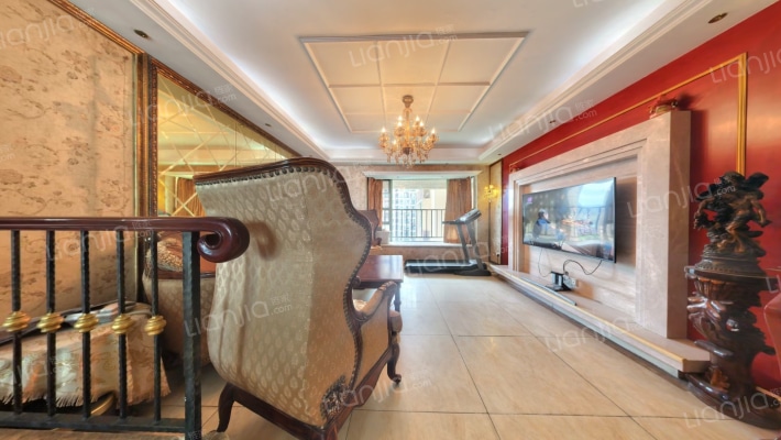 公园大地一期二手房实景图