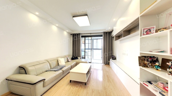 海德卫城二手房实景图