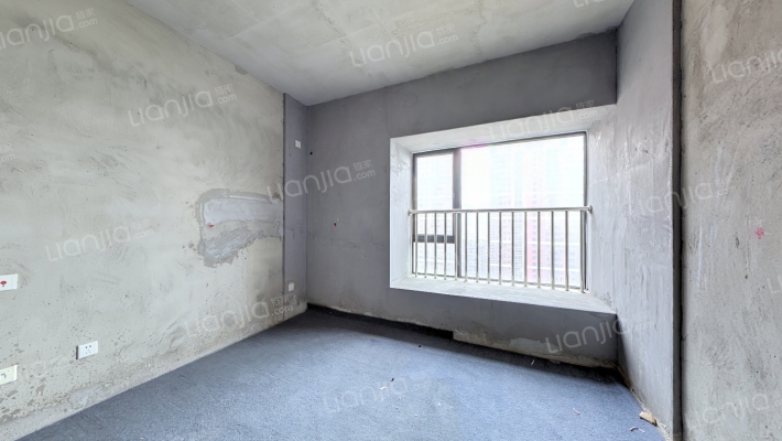 泰华锦城二手房实景图