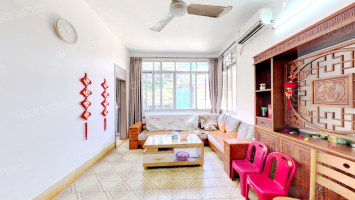 红旗六巷二手房实景图