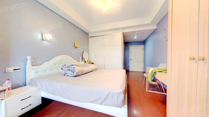 奇景家苑二手房实景图