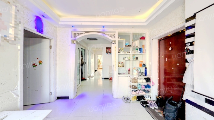 中南弘鑫花园小区二手房实景图