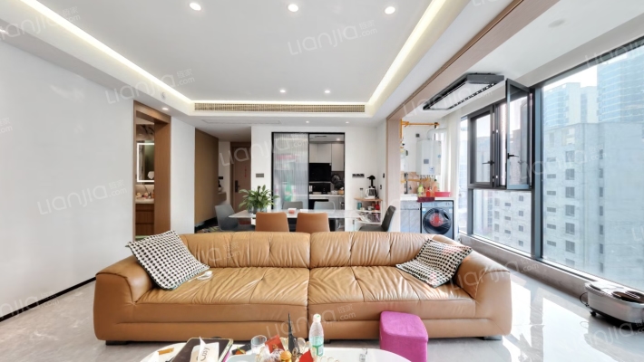 旭辉中心二手房实景图