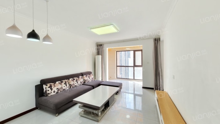 悦美国际花园二手房实景图