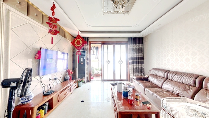 龙记帝景湾二手房实景图