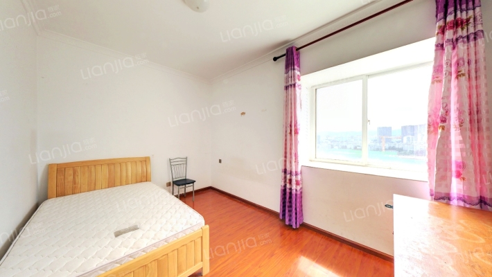 莲景苑二手房实景图