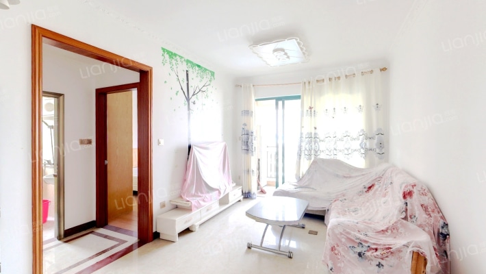 南灣·豪庭二手房实景图