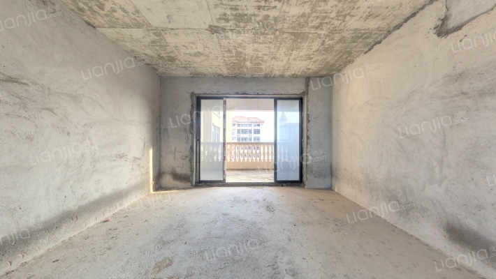 侨城水岸二手房实景图