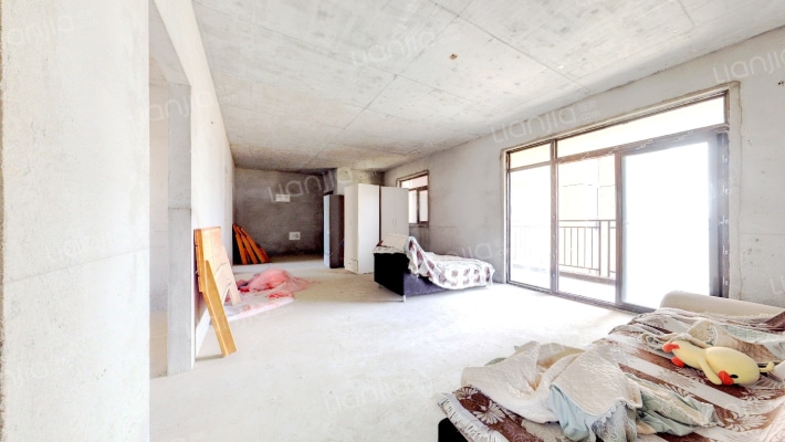 泉盛花园二手房实景图