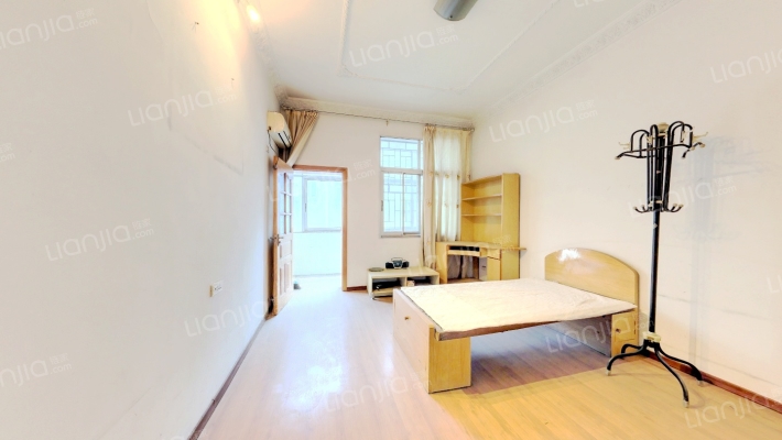 卓刀泉139号二手房实景图