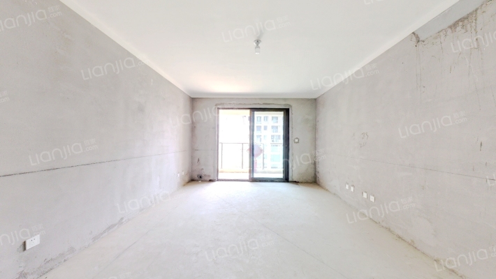 龙腰山居二手房实景图