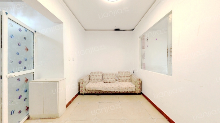 好莱坞国际公寓二手房实景图