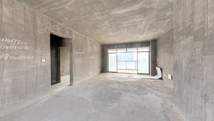 恒基凯旋门二手房实景图