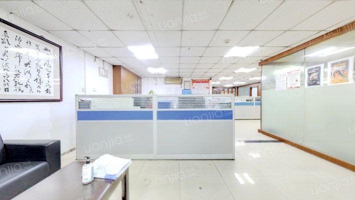 新保辉大厦二手房实景图