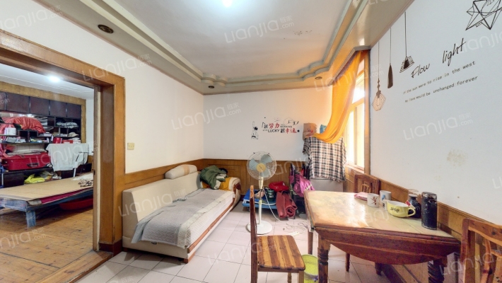 机运新村二手房实景图