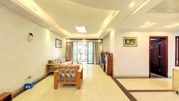 龙凤春晓二手房实景图