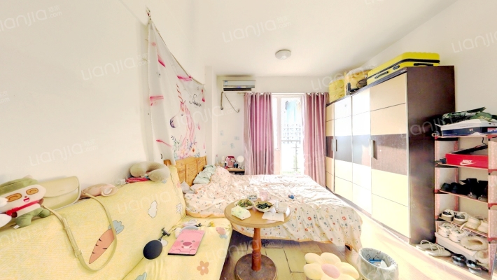 万基金蓝湾二手房实景图