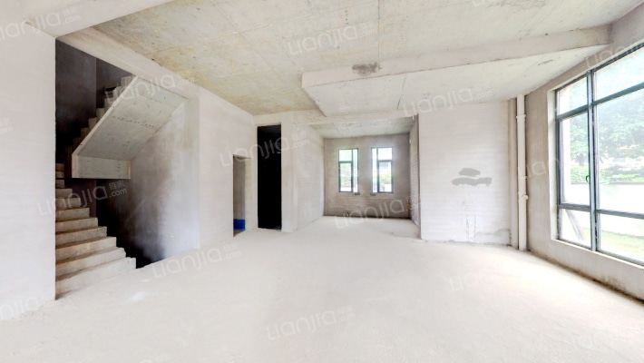 珑山林宸园二手房实景图