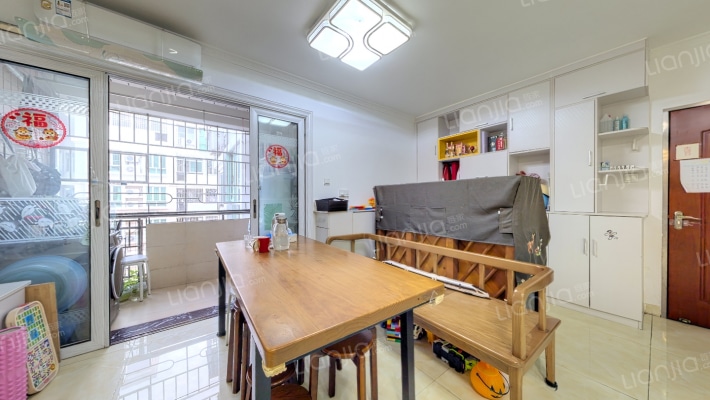 龙都名园二手房实景图