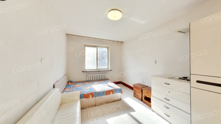 工属里二手房实景图