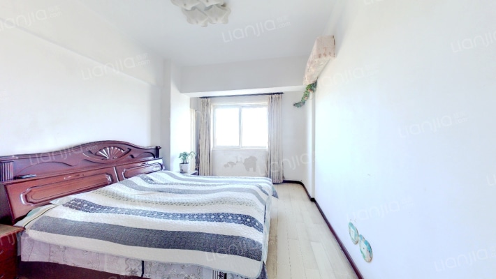 光华公寓二手房实景图