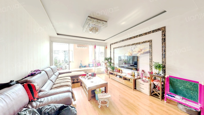 滨泰南苑峻景二手房实景图