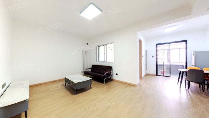 市建委家属院二手房实景图