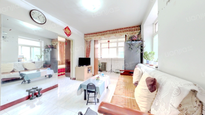 圣雪良园二手房实景图