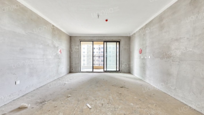 佳润滨河佳园二手房实景图