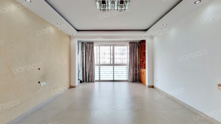 东源·世纪馨苑二手房实景图