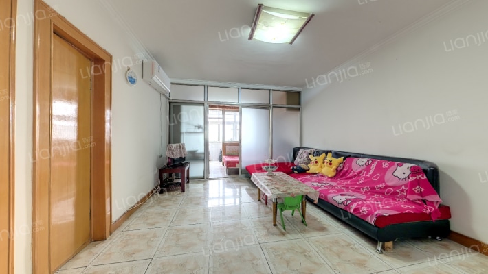 青年南路7号楼二手房实景图